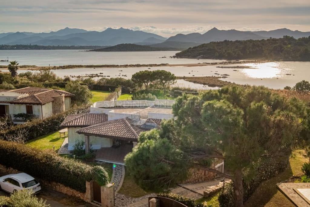 Villa Domus Ardea Capo Coda Cavallo Exteriör bild